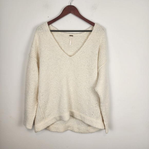 Free People Lofty Alpaca Blend V Neck Ivory‎ White Sweater Women's Medium - Picture 1 of 7